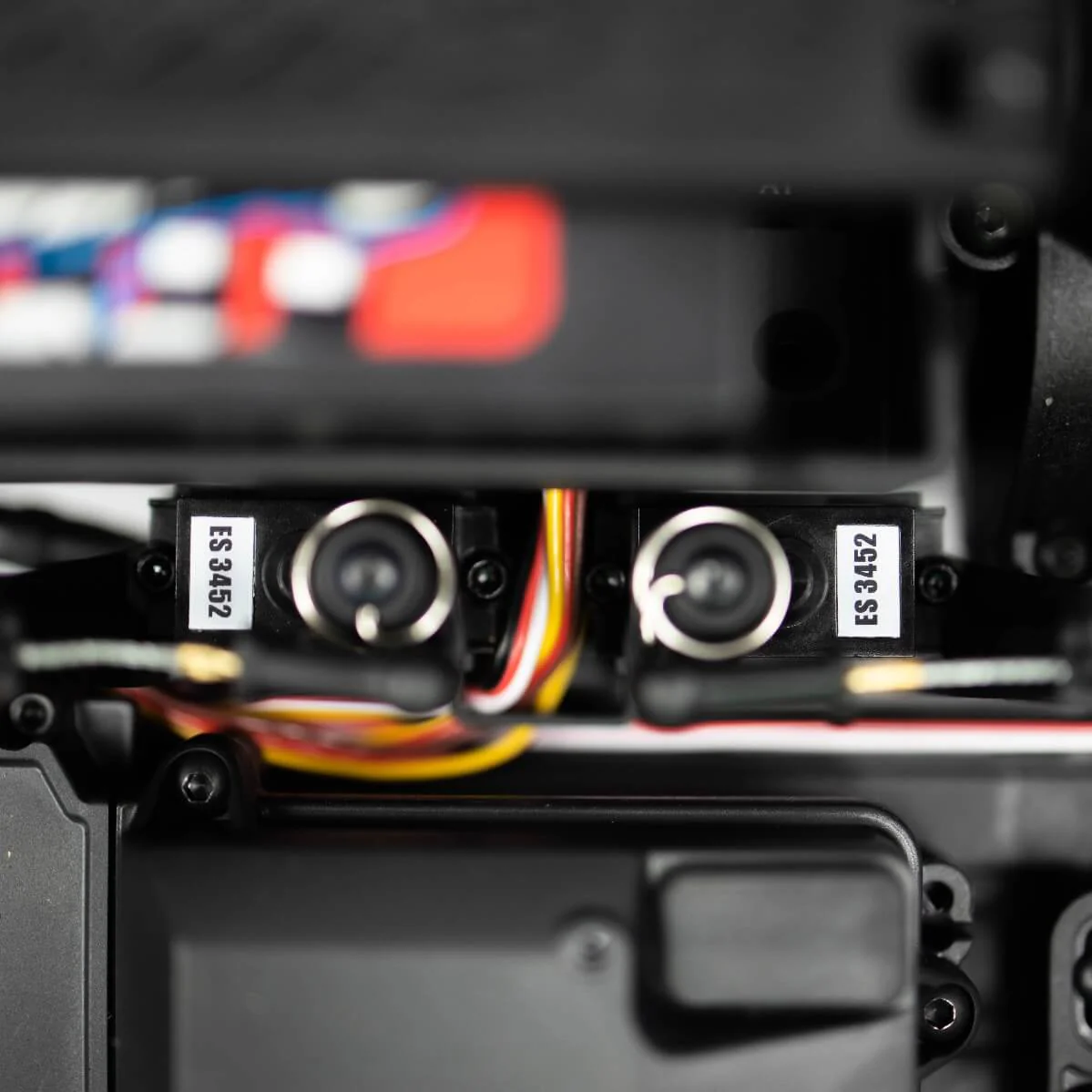 EMAX ES3452 Metal Gear Digital servo for use in TRX vehicles - Image 2